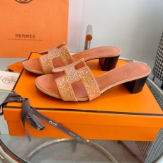 Hermes Slippers